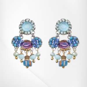Jewelry: C2184 Handmade in Israel Ayala Bar earring