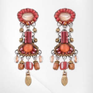 Jewelry: C2203 Handmade in Israel Ayala Bar earring