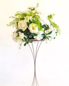 G102: Thin cone-shaped Flower Stand - STYLISH