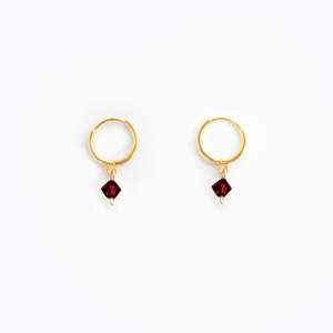 Earrings: CHARMS Swarovski | Garnet