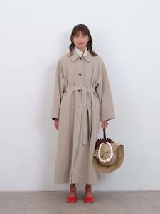 Japanese Flax/Cotton Gabardine Wickham Trench in Oatmeal