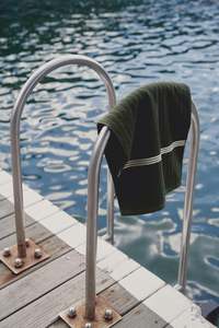 Accessories: Emerald Hand Towel in Moss