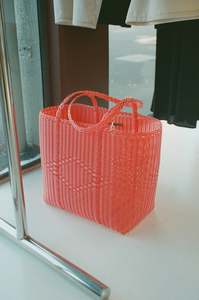 Bags: Basket Tote Medium in Geranium