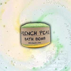 Super Fizzy Bath Bombs: French pear bath bomb
