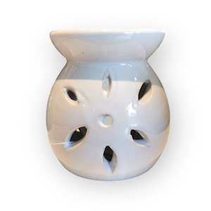 Wax Melts: Mini white flower oil burner.