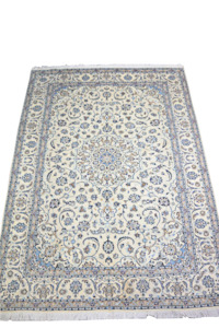 Nain - Hand-Knotted Persian Rug