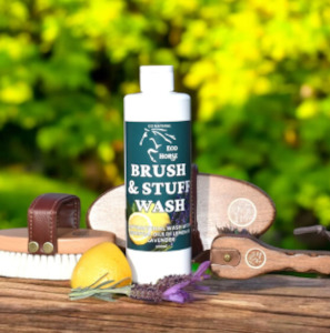 Brushes Combs Hoof Picks: Eco Horse Brush & Stuff Wash