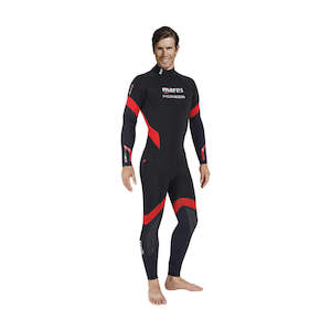 Wetsuits: Mares Pioneer With Hood