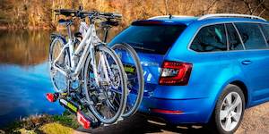 Tow Bar Bike Rack: EAZZY 2