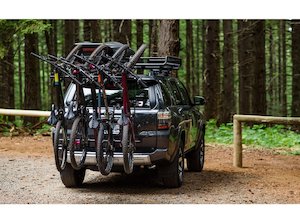 Hitch Bike Rack: YAKIMA HANGOVER 4