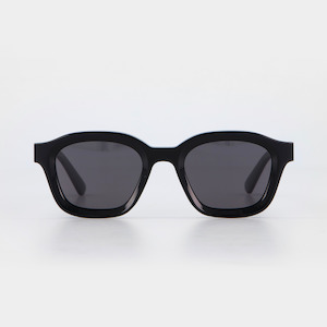 Isle of Eden Sunglasses - Harley in Black