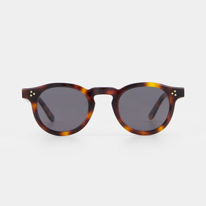 Isle of Eden Sunglasses - The Drew in Tortoise