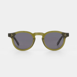 Isle of Eden Sunglasses - The Drew in Frosted Green