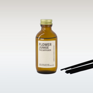 Amberjack Candles: Amberjack Diffuser - Flower Junkie