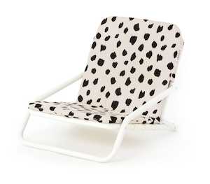 Black Sands: Black Sands Beach Chair