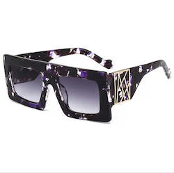 Oversized: Oversized Shield Sunglasses