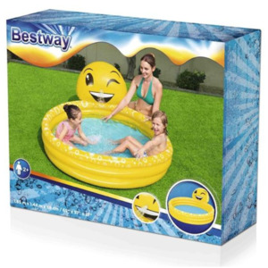 Inflatable Pools: Summer Smiles Sprayer Pool 1.65m x 1.44m x 69cm
