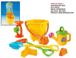 Beach Toys: Large Castle Bucket