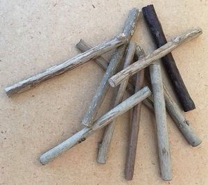 Products: 50 pce Wooden Sticks Small