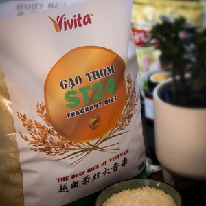 Products: Vivita Gạo ST24 bag 5kg