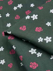 Printed Linen Blend: Linen Voile - Roses - 145cm