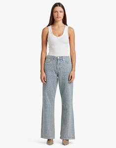 Gestuz: Nila Mid Waist Wide Jeans - Ice Blue Logo