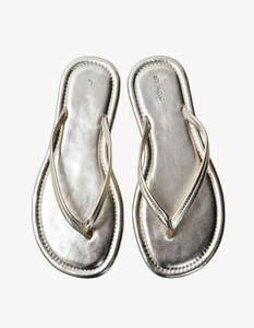 Sale: Thong Detail Slide - Soft Gold