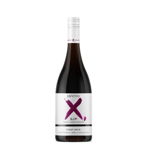 SJP X Invivo Pinot Noir 750ml - Pinot Noir Super Liquor