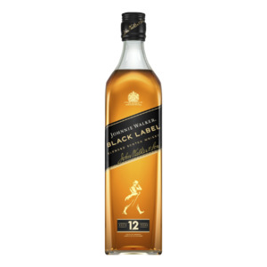 Blended Whisky: Johnnie Walker Black Label 700ml - Blended Whisky Super Liquor