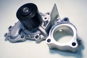 Water Pump: GMB Water Pump for Lexus ES300, Toyota Camry, Scepter - GWT71A