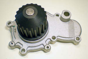 GMB Water Pump for Chrysler Neon, PT Cruiser - GWCR30A