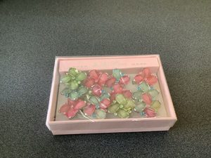 Products: Box Of 12 Fashion Flower Rings