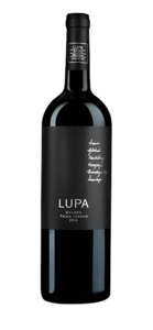 Red Wines: Lupa Malbec 2018 Paraje Altamira - Argentina, Mendoza