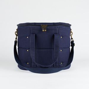 Products: Picnic Bag Small with optional shoulder strap (add to cart separately)