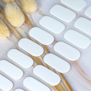 Simply Sweet: Crystal White