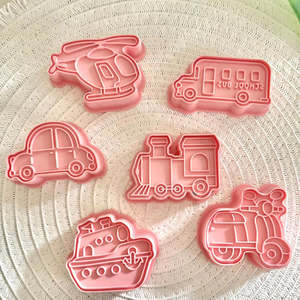 Wild Dough - Stamper & Cutter Set Transport