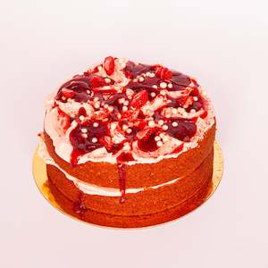 Products: White Chocolate & Strawberry Cake