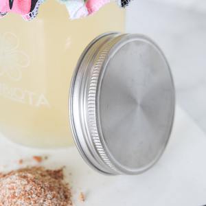 Utensils: Stainless Steel Lid