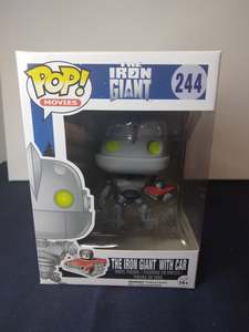 The Iron Giant - The Iron Giant with Car (244)