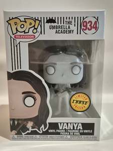 Pop Television: The Umbrella Academy - Vanya (934) CHASE