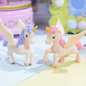 Gifts And Toys: Pegasus Cake Decorations (2 pieces)