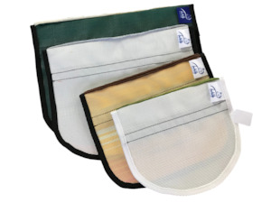 Stable And Accessories 1: Tack Up Nose Shade - Round