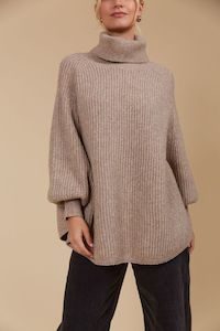 Isle Of Mine: Miru Poncho ONE SIZE - Taupe