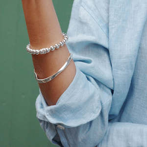 Gifts Under 100: 3018 0753 Sculptured  Silver Bracelet