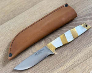 Knives: DROP POINT MOTHER OF PEARL