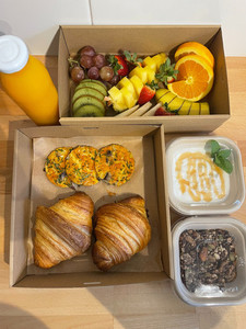 Products: Breakfast box for Two Take a Bite