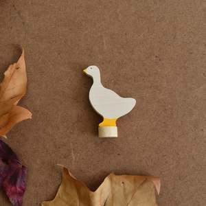 Decorations: GOOSE ~ CELEBRATION RING DECORATION ~ GRIMMS