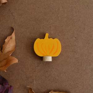 Decorations: PUMPKIN ~ CELEBRATION RING DECORATION ~ GRIMMS