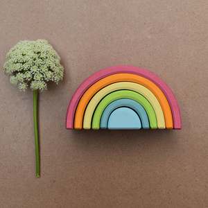 Puzzles: GRIMMS PASTEL RAINBOW TUNNEL ~ MEDIUM