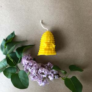 Candles: BEE HIVE BEESWAX CANDLE